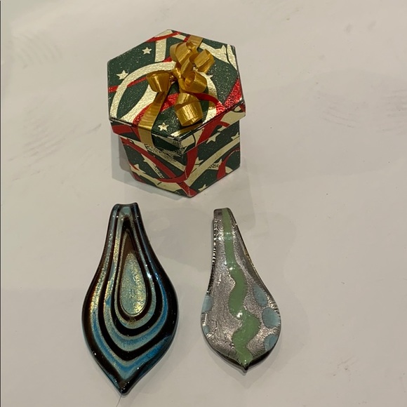💟 Sale 2/$15 💟 Murano Glass Pendants (2) - Picture 4 of 4